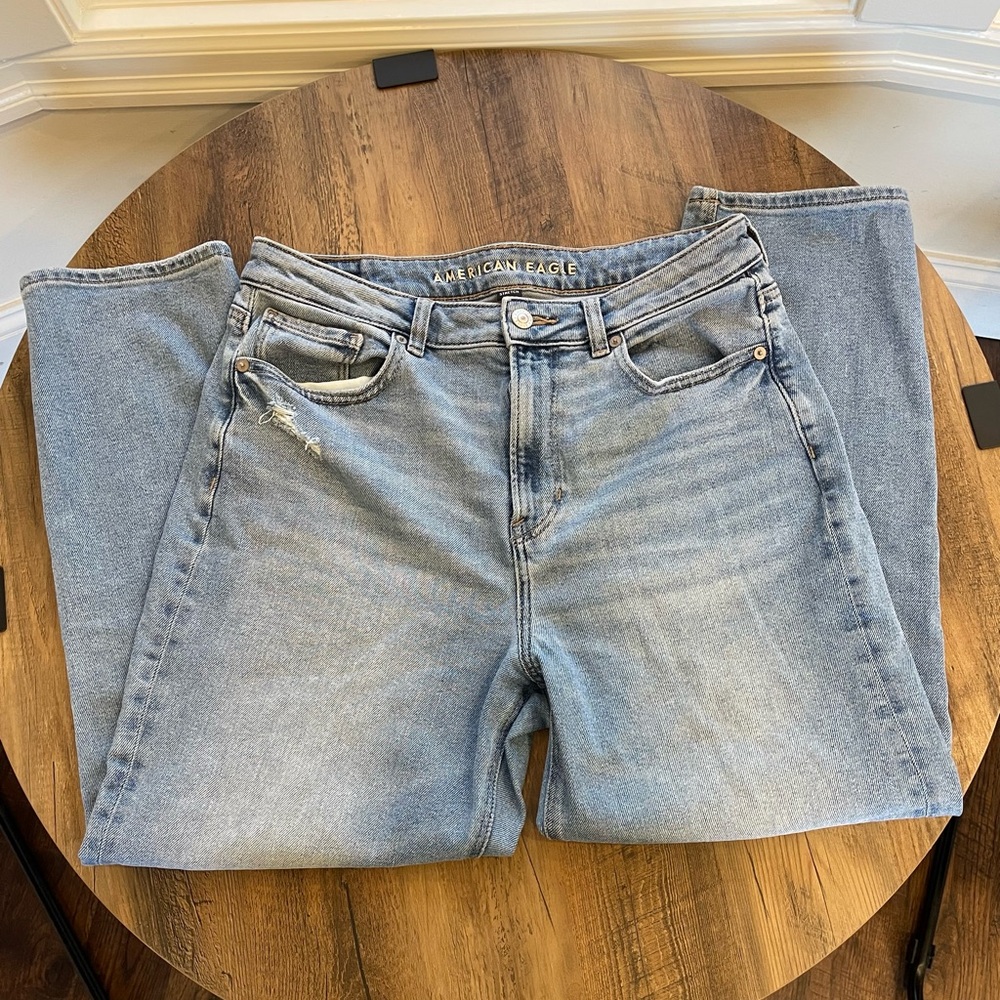 American Eagle Outfitters Light Blue Straight Leg Jeans